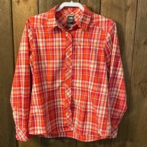 North Face women’s plaid long sleeve shirt